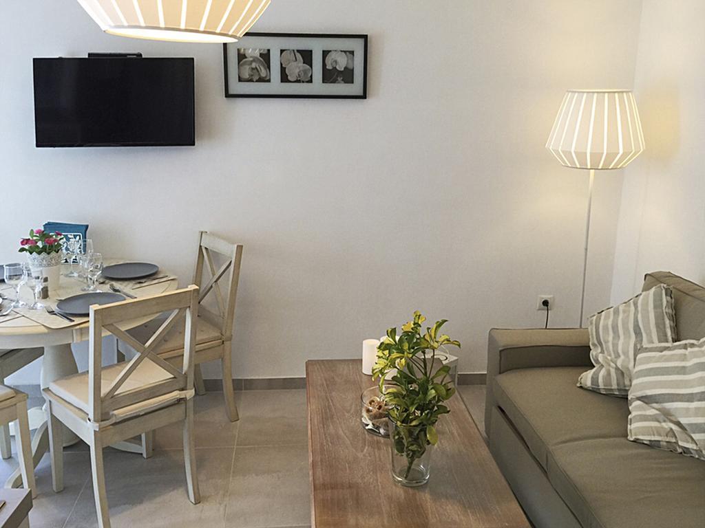 Lavish Suites Agios Ioannis Diakoftis Eksteriør bilde