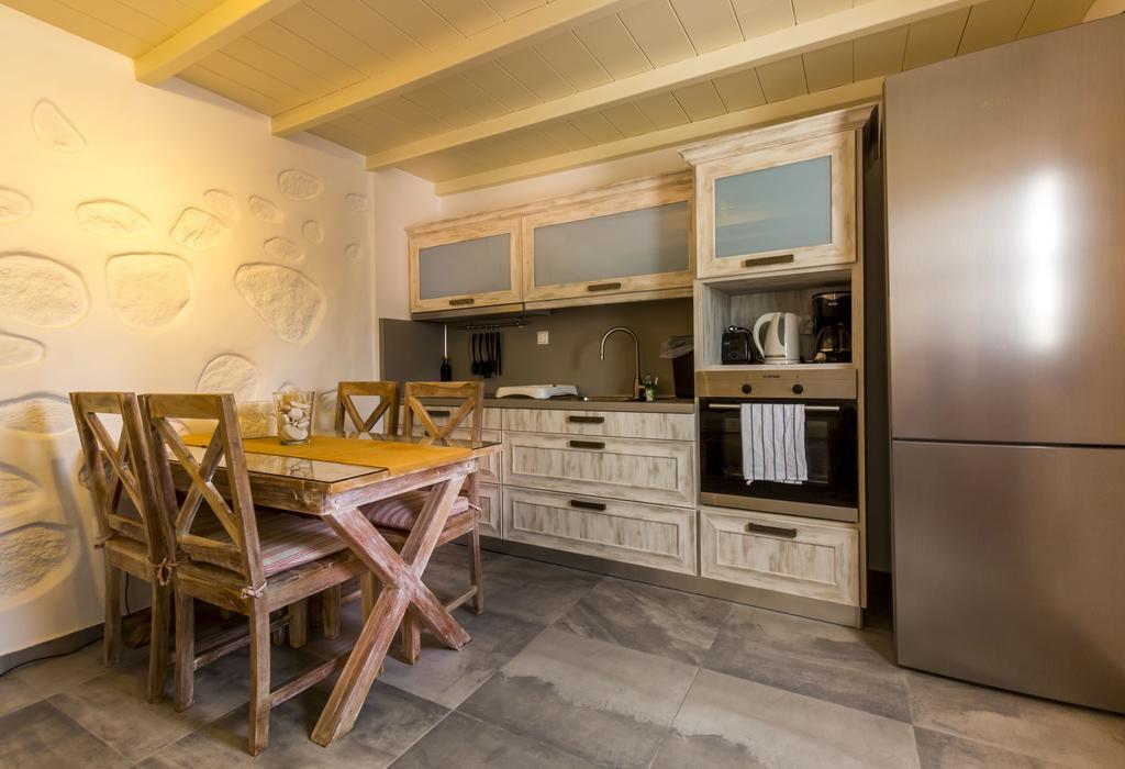Lavish Suites Agios Ioannis Diakoftis Eksteriør bilde